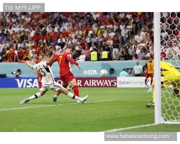 德国足球与巴西足球队的历史对决与战术分析探讨